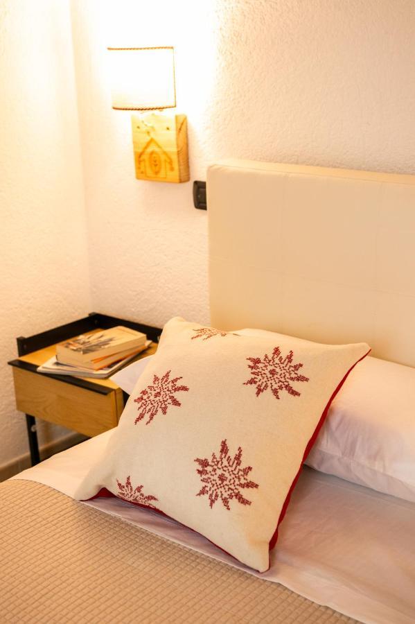 Green Mountain Lodge Oulx Екстериор снимка