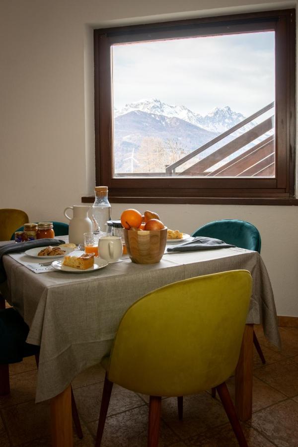 Green Mountain Lodge Oulx Екстериор снимка