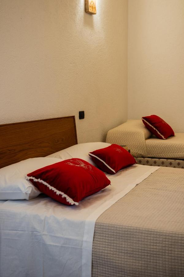 Green Mountain Lodge Oulx Екстериор снимка