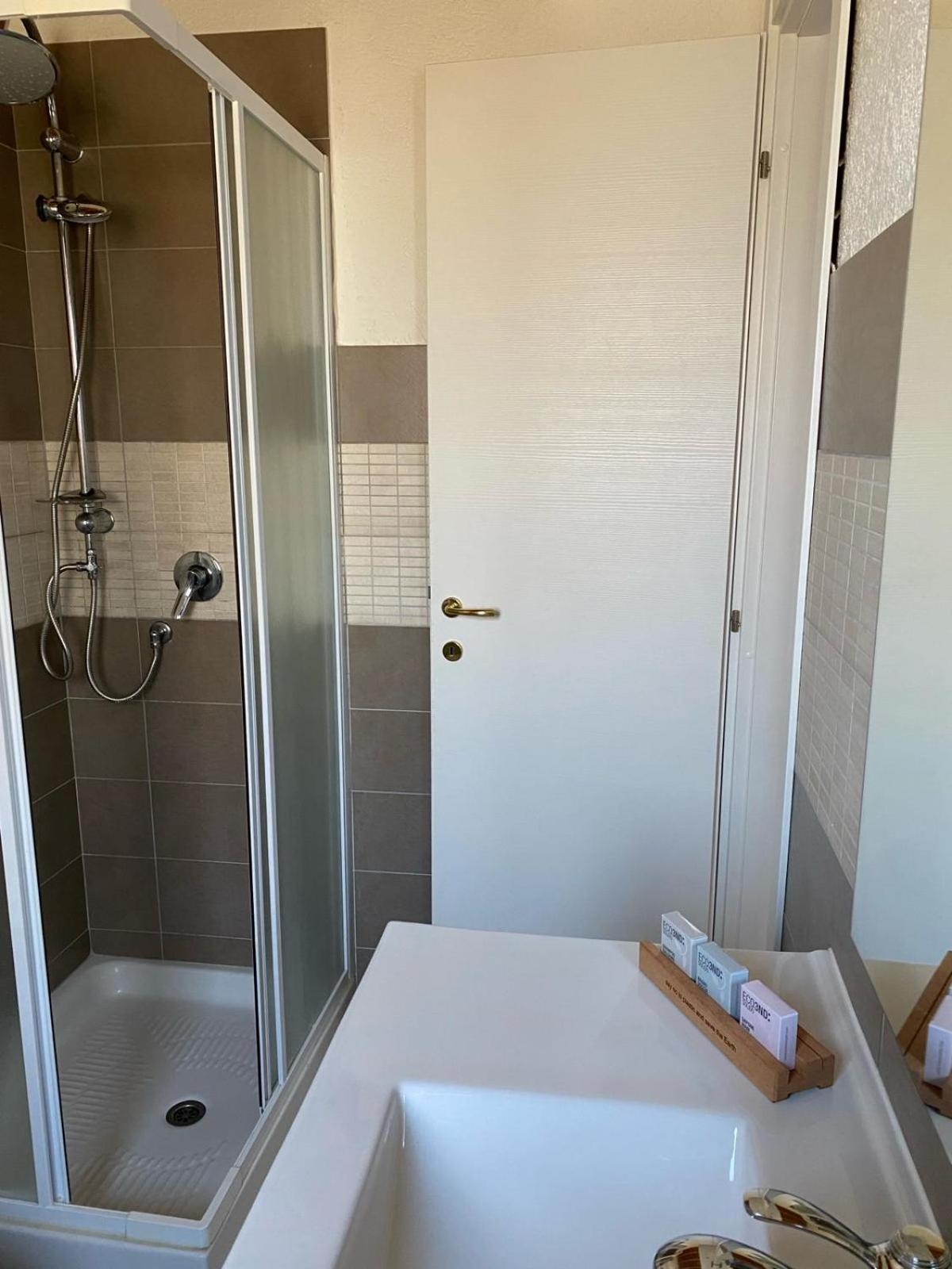 Green Mountain Lodge Oulx Екстериор снимка