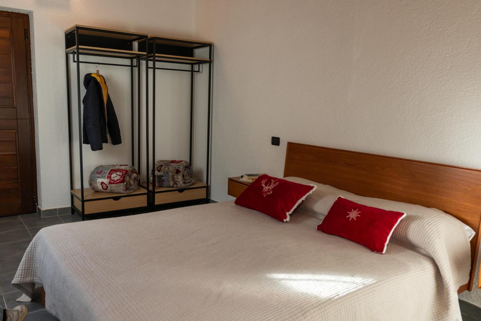 Green Mountain Lodge Oulx Екстериор снимка