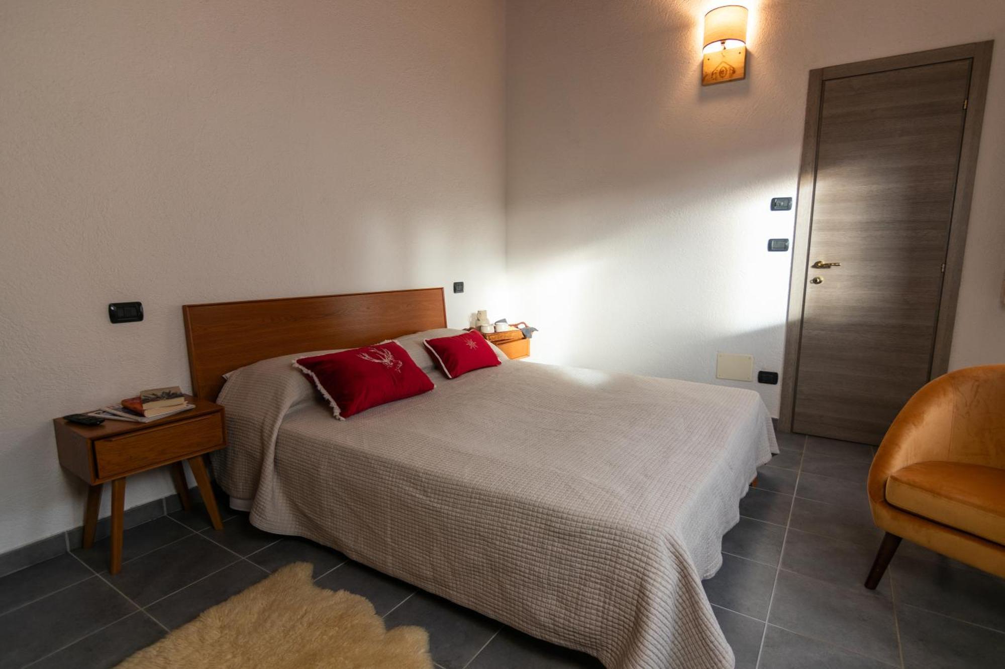 Green Mountain Lodge Oulx Екстериор снимка